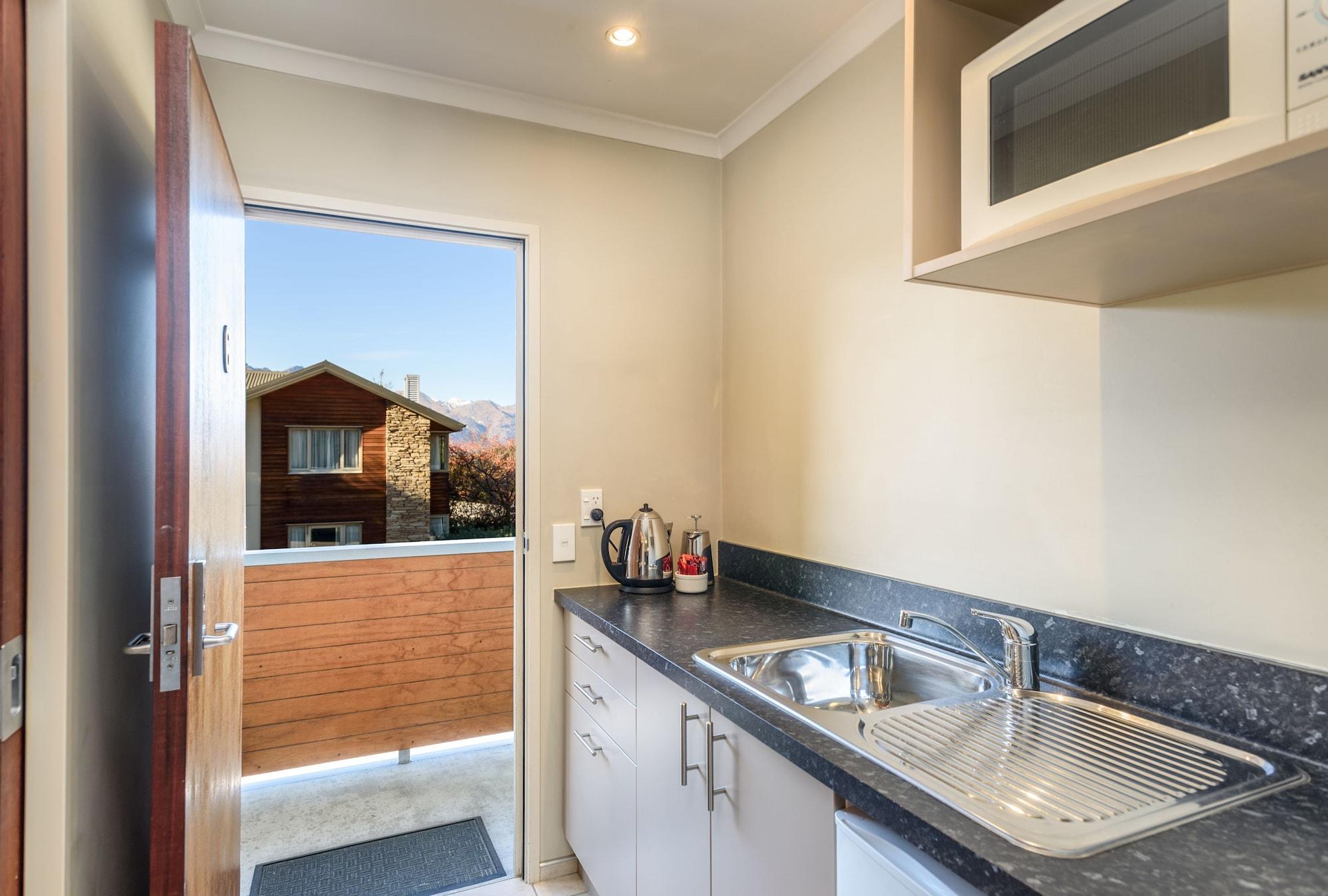 Queenstown Motel Apartments (Adults Only) Zewnętrze zdjęcie