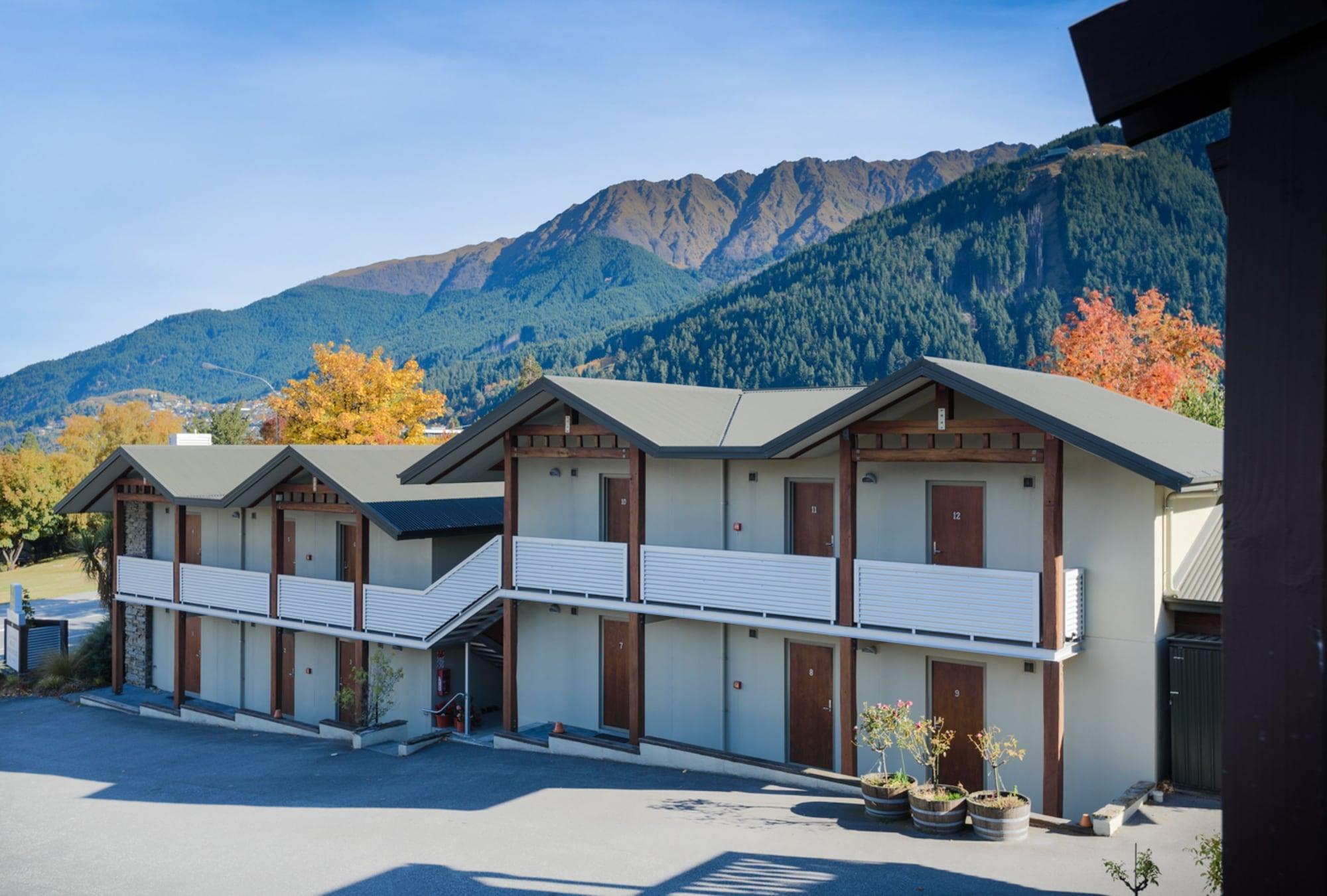 Queenstown Motel Apartments (Adults Only) Zewnętrze zdjęcie