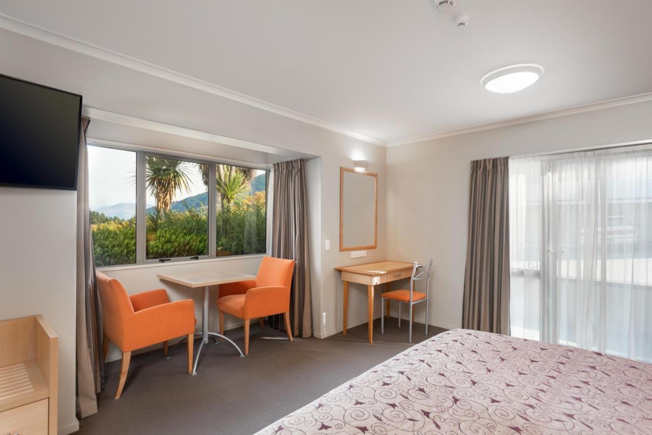 Queenstown Motel Apartments (Adults Only) Zewnętrze zdjęcie
